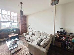 Lounge area- click for photo gallery